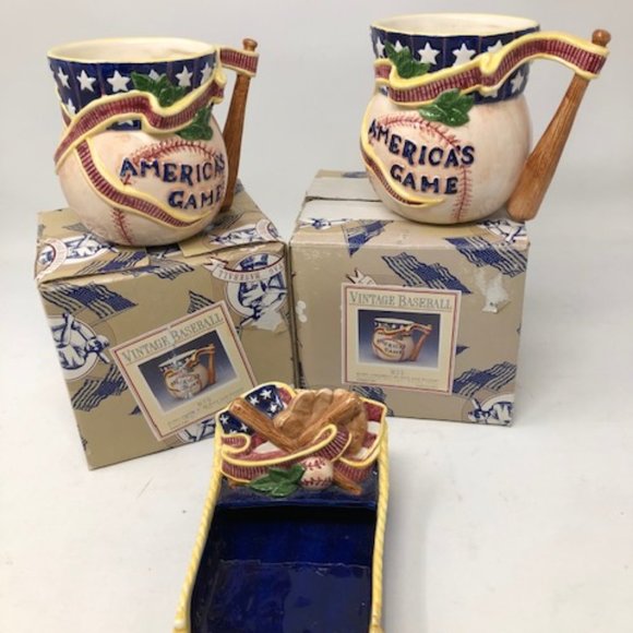 Two 1994/5 Omnibus Baseball Mugs Fritz and Floyd - Picture 1 of 6